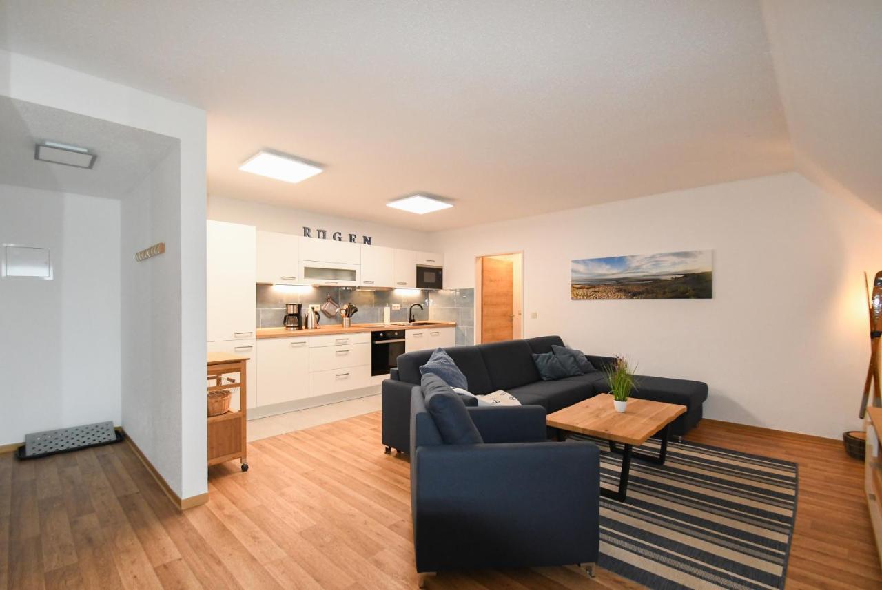 Ferienwohnung Weitblick Mit Logia Lobbe Exterior foto